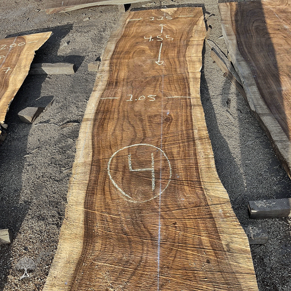 Planchones de parota listos para trabajar